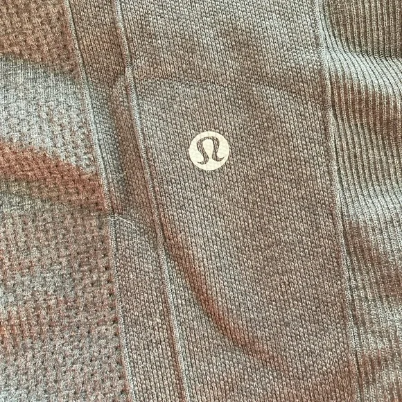 LULULEMON- Lot of 3 - Picture 12 of 12